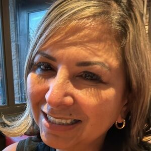 Meet your Posher, Debra